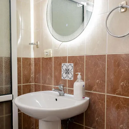 아파트 Central Tirana Apartment
