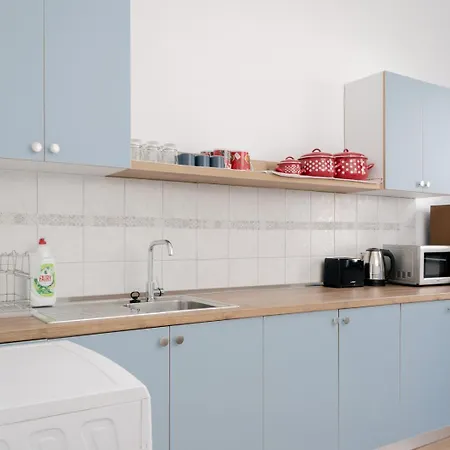 Central Tirana Apartment 아파트 티라나
